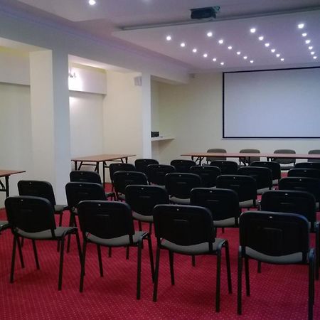 Yuca Otel Łódź Dış mekan fotoğraf