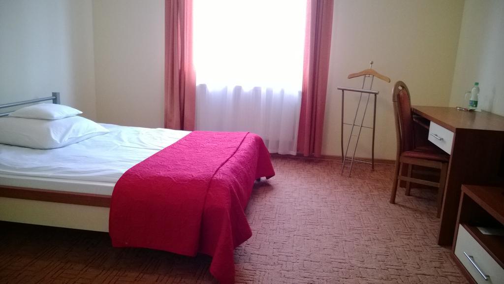 Yuca Otel Łódź Oda fotoğraf