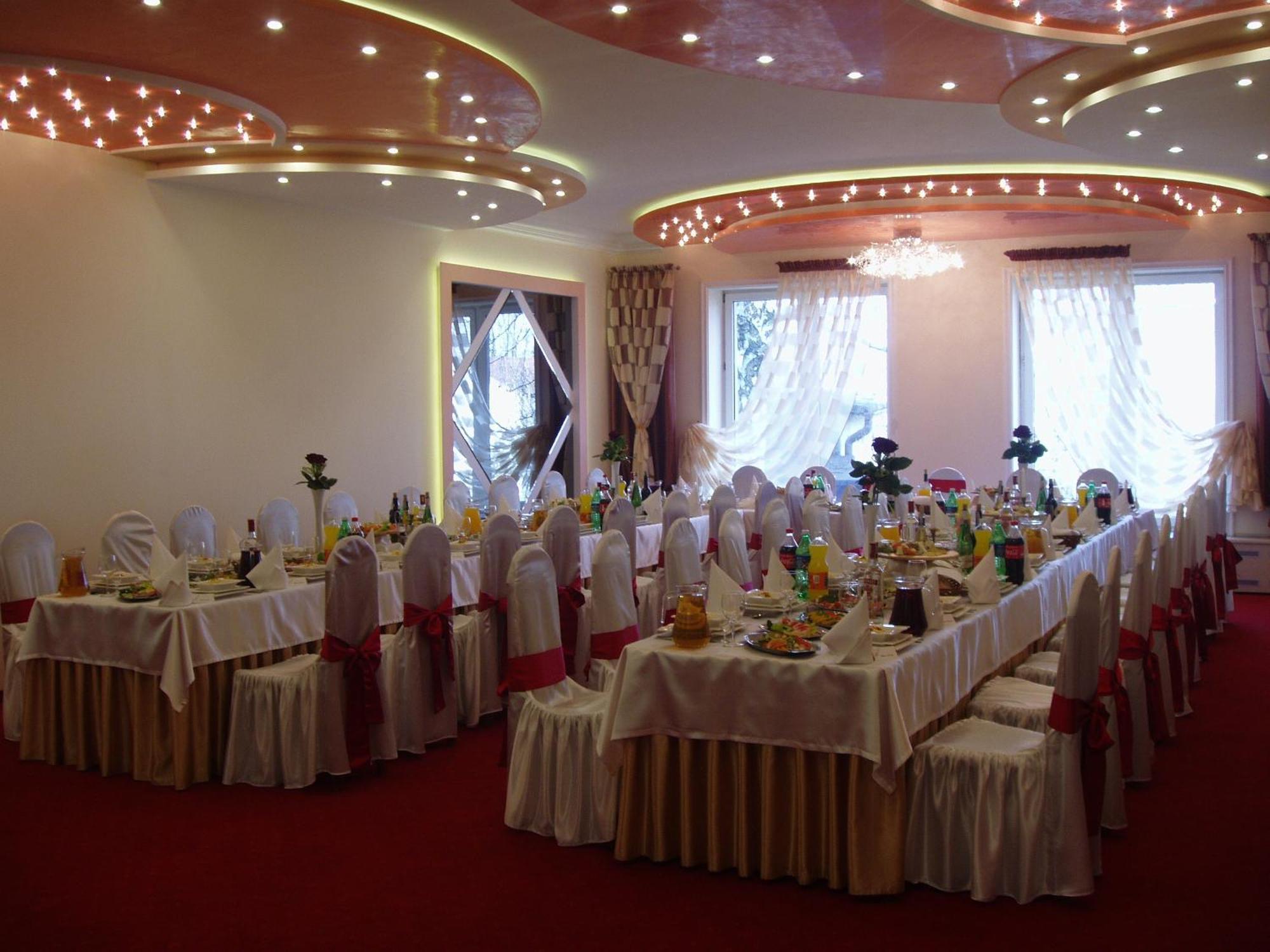 Yuca Otel Łódź Dış mekan fotoğraf
